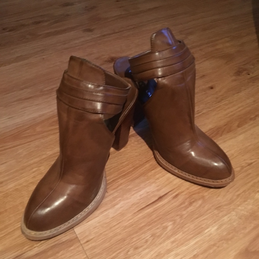 Chinese Laundry Heels